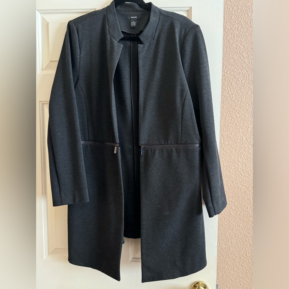Alfani Women’s jacket. Dark grey. Size 14. Used 1X.